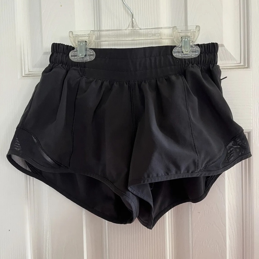 Lululemon black hotty hot shorts size 2 athletic running yoga workout